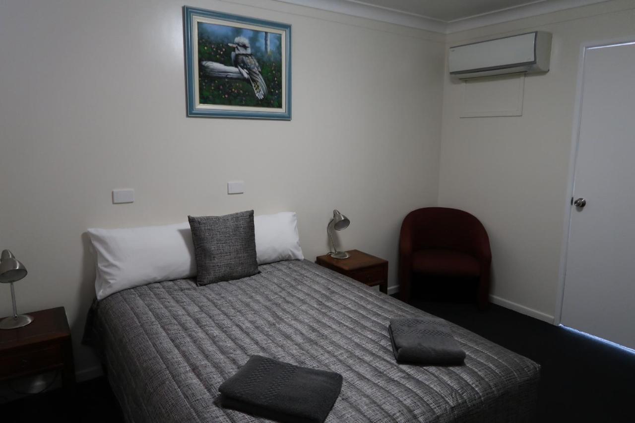 Charleville Waltzing Matilda Motor Inn Buitenkant foto