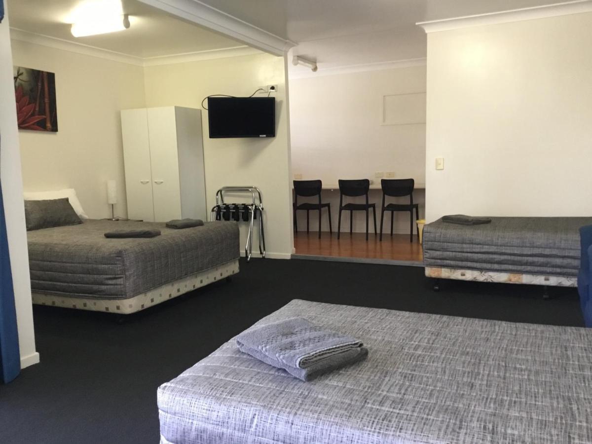 Charleville Waltzing Matilda Motor Inn Buitenkant foto
